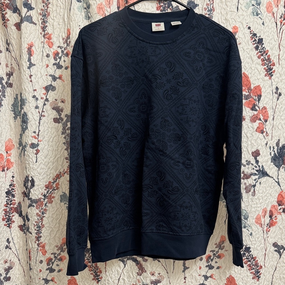 Levi’s Navy Blue Crewneck